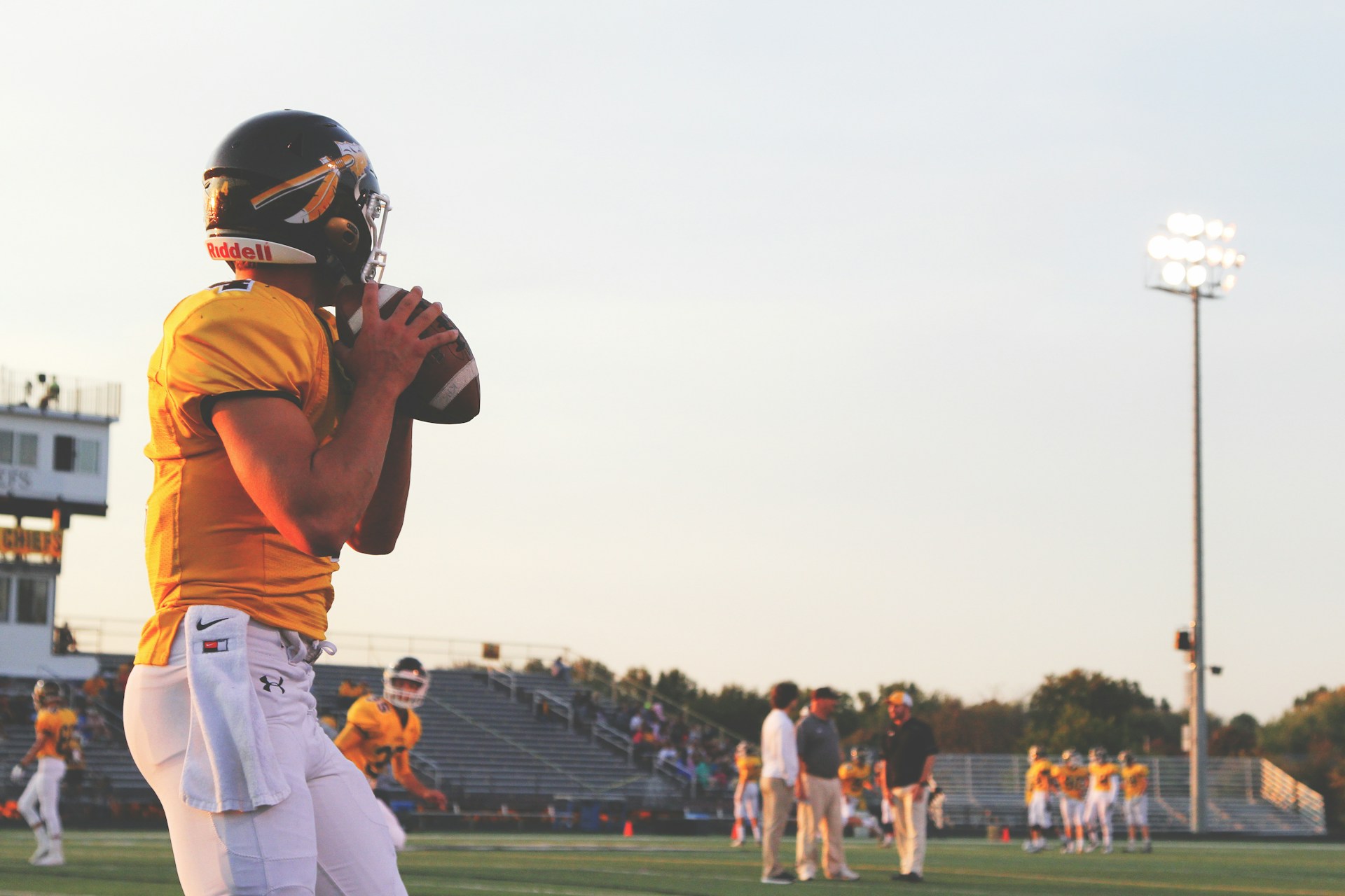 Football fantasy guide